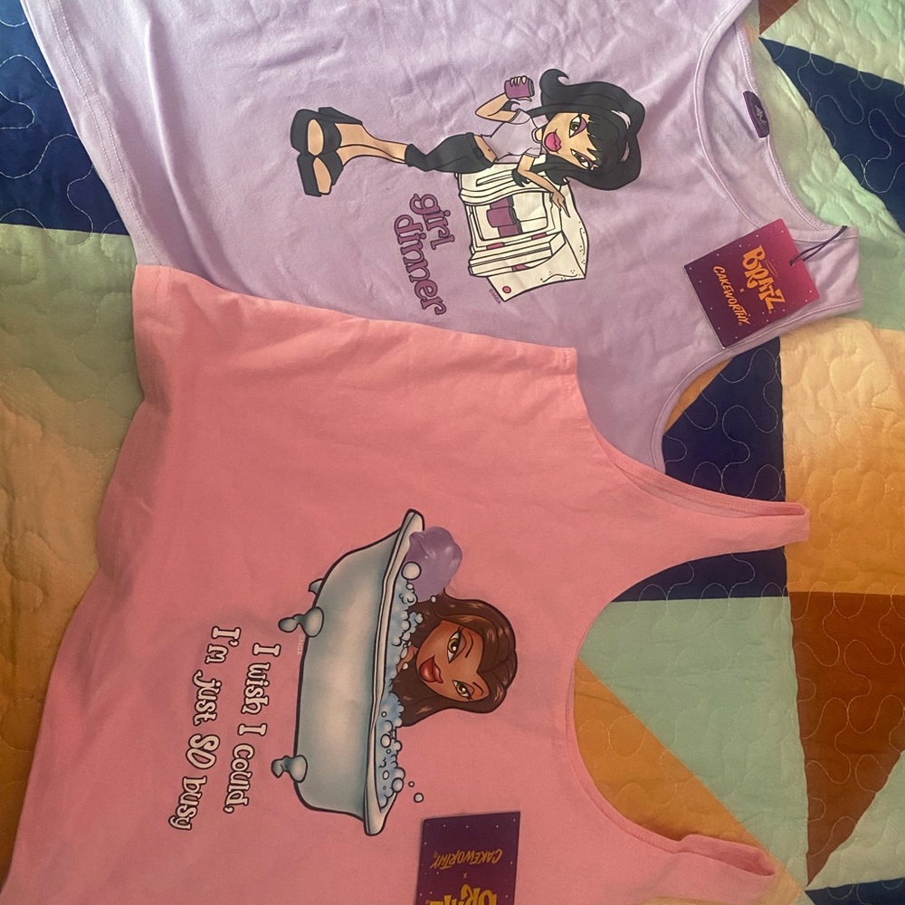 Graphic Crop Tops - Pink and Purple